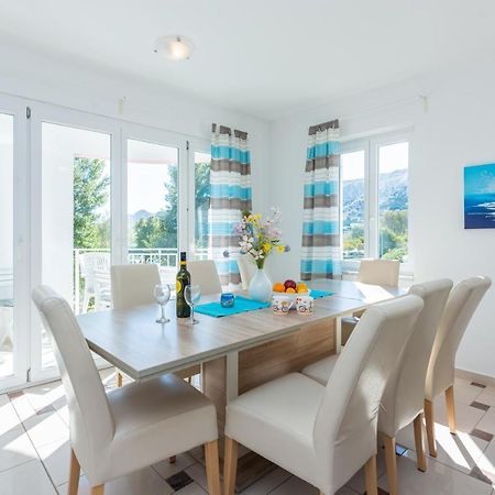 Beautiful Apartment Lovorka 6 , Baska, Krk Exterior foto